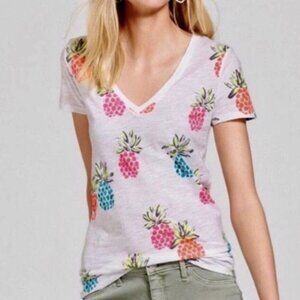 Vaca Ready!  White Burnout V Neck Tee Medium Vibrant Pineapples Resortwear Beach
